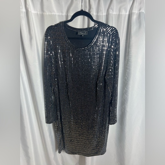 Morgan & Co. Dresses & Skirts - Morgan & Co. 2X Black Sequin Long Sleeve Bodycon Dress USA Made